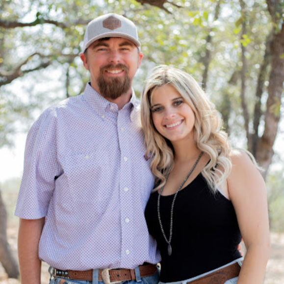 Meet your Posher, Brittany - Picture 1 of 1